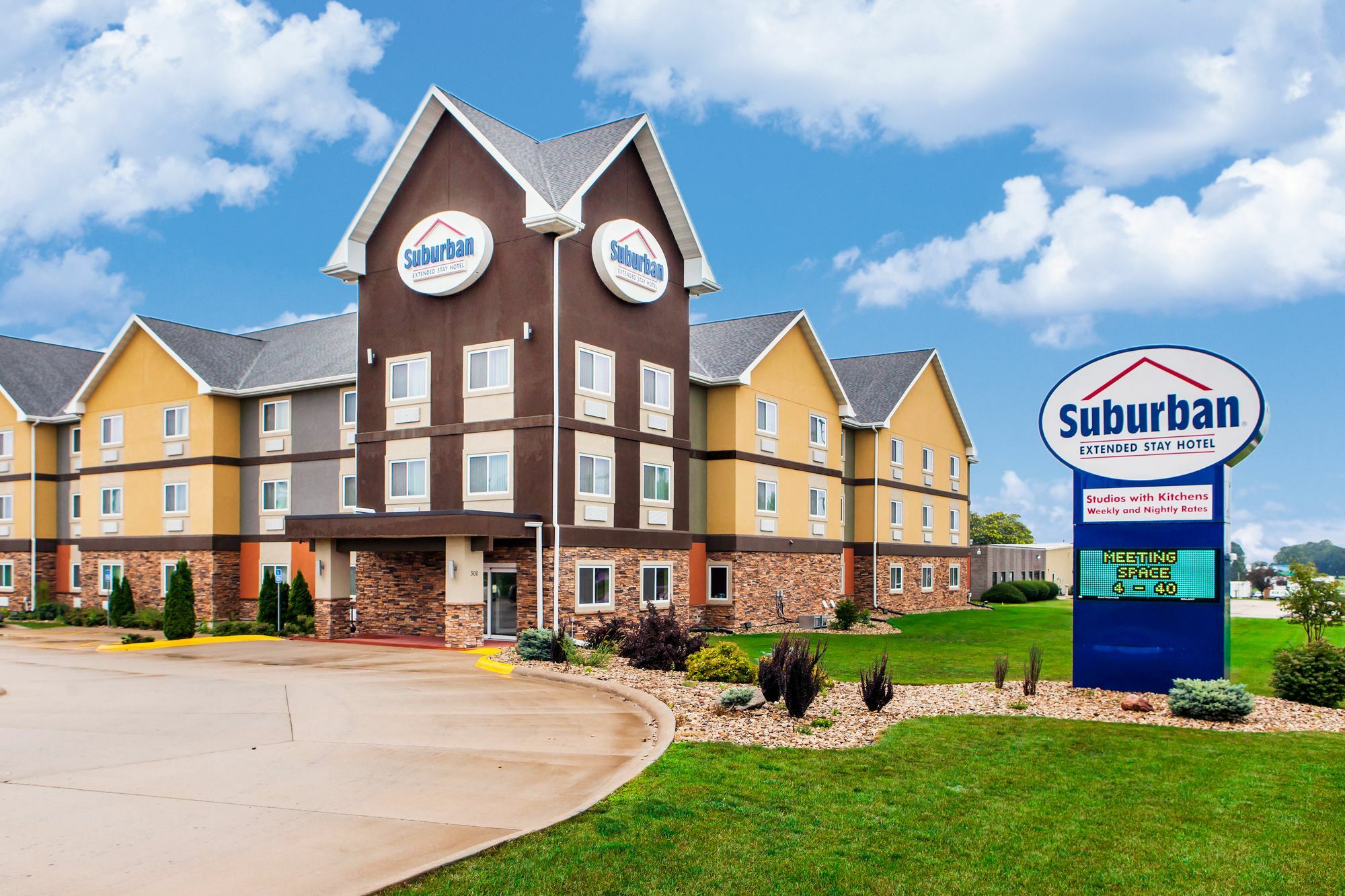Suburban Studios Cedar Falls Buitenkant foto
